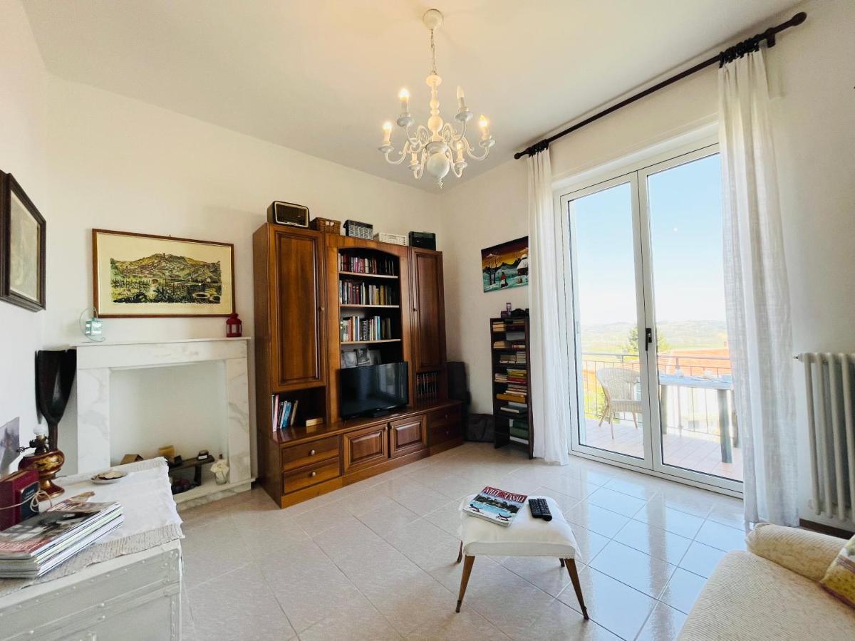 Casa Vacanze Con Vista Panoramica Frassinello Kültér fotó